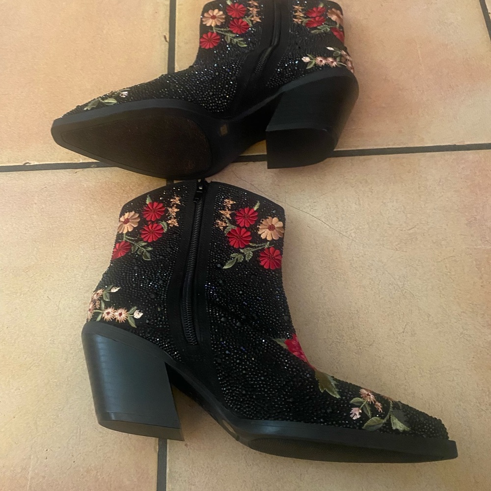 I.N.C. International Concepts Sparkly Jersey Cowboy Boots - Picture 2 of 9